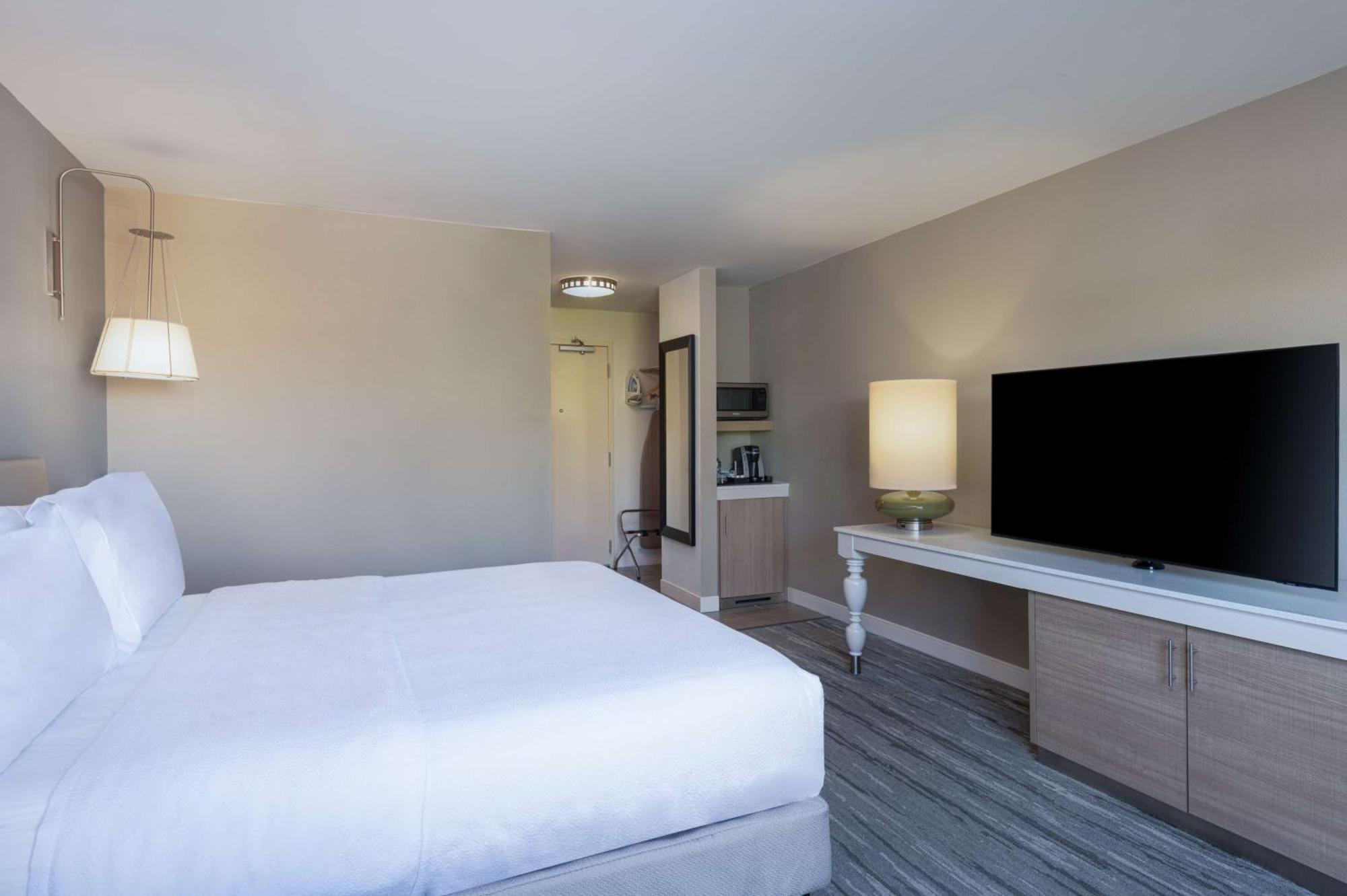 Hilton Garden Inn סנט צ'ארלס מראה חיצוני תמונה