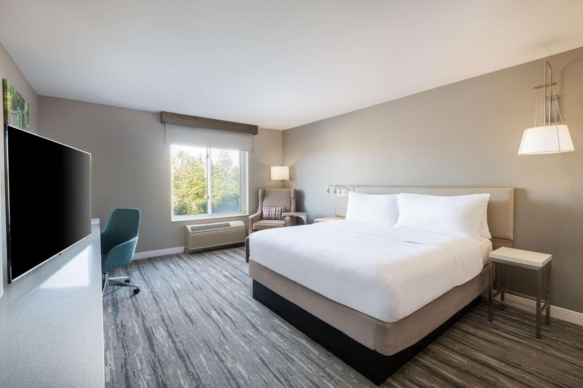 Hilton Garden Inn סנט צ'ארלס מראה חיצוני תמונה